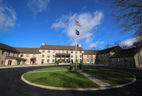 Mitchell Hotel | Spring Mill Inn