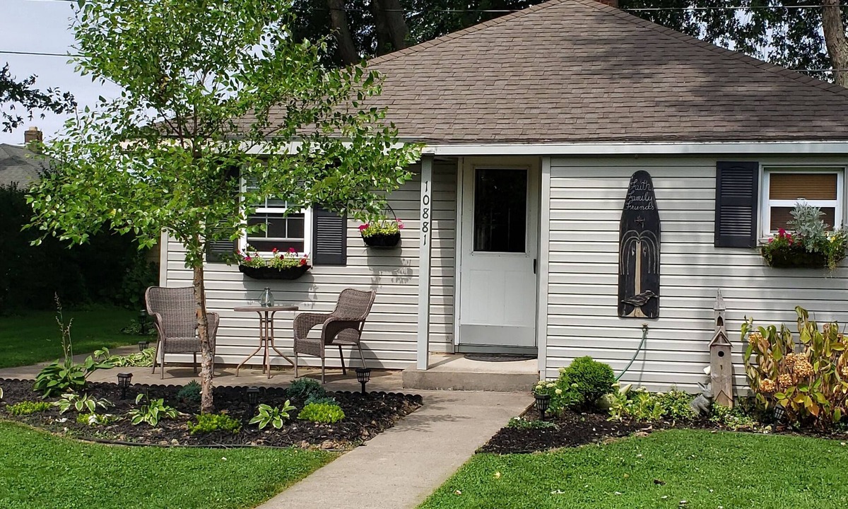 Town of Yates Cottage | Spring or Summer at the Lake!