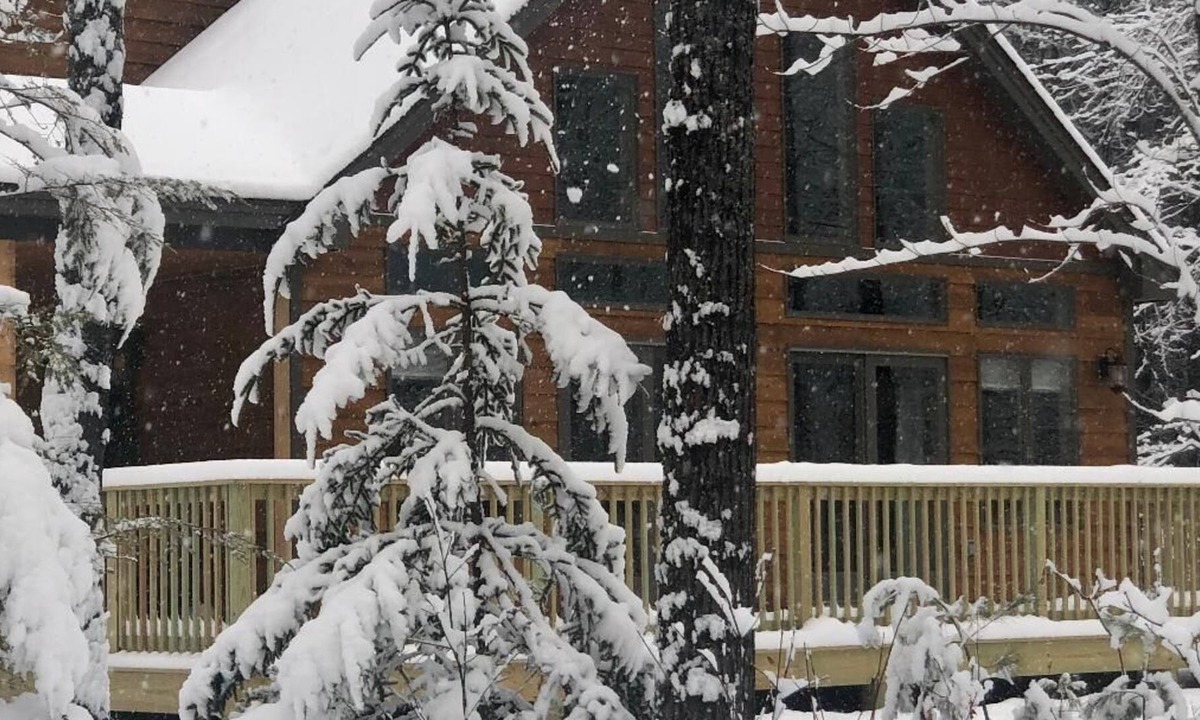 Bethel Cabin | Spring skiing at Sunday River!