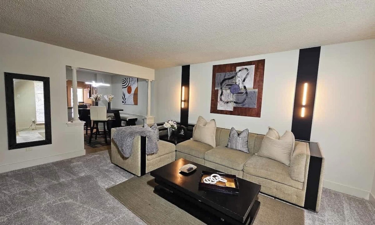 Uptown Condo | Spring Special | 2BR Near Galleria