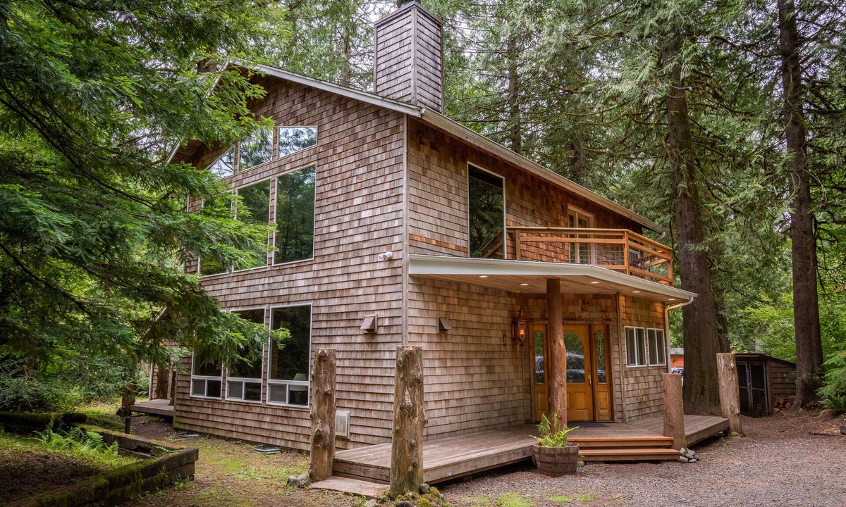Zigzag Cabin | Spring special 3rd night free! stay before 4/20/26