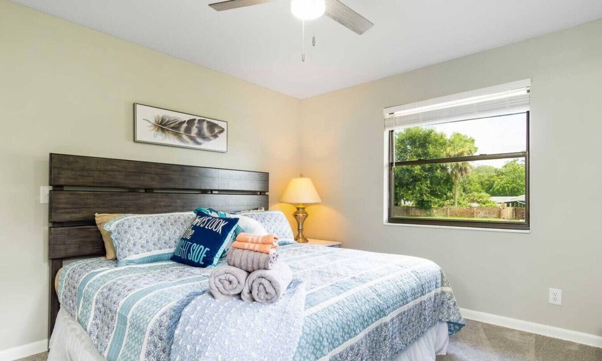 Arlington House | ~Spring Sun Fun Sleeps 9 Cool Pool~