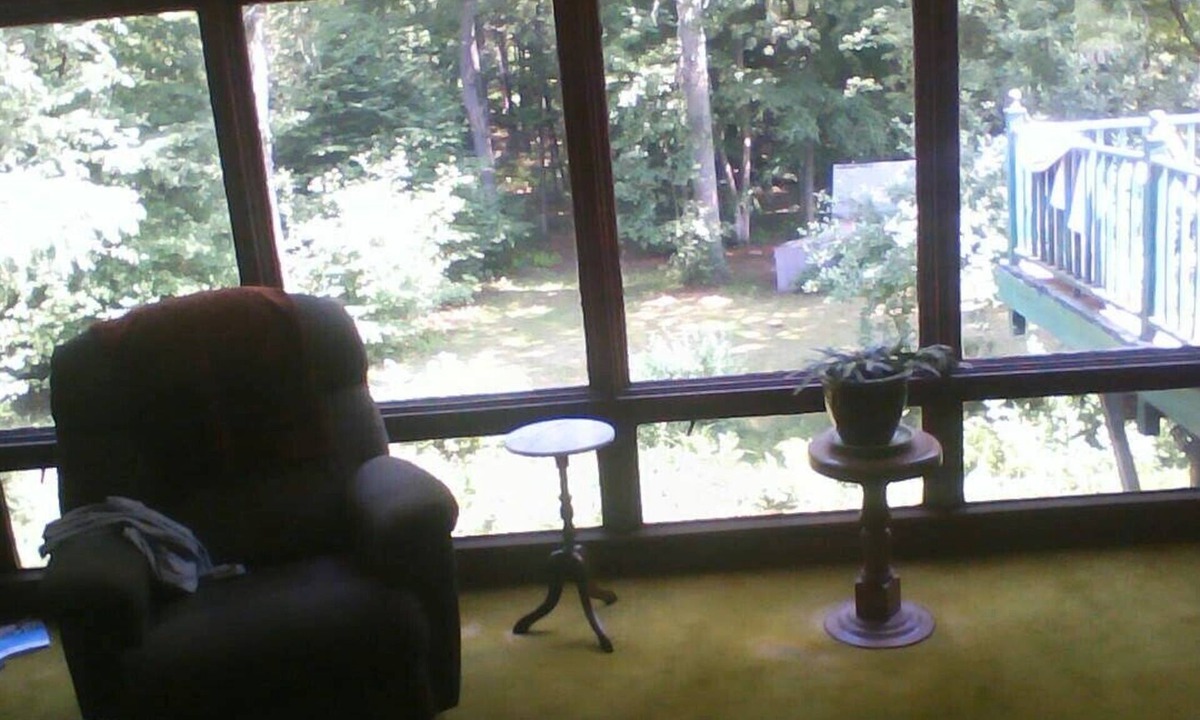 Sixteen Acres House | Springfield home with a view Private first floor