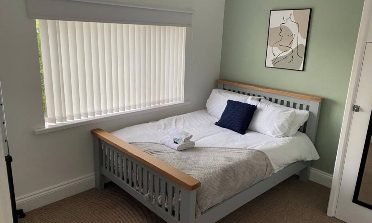 Risca House | Springfield Retreat