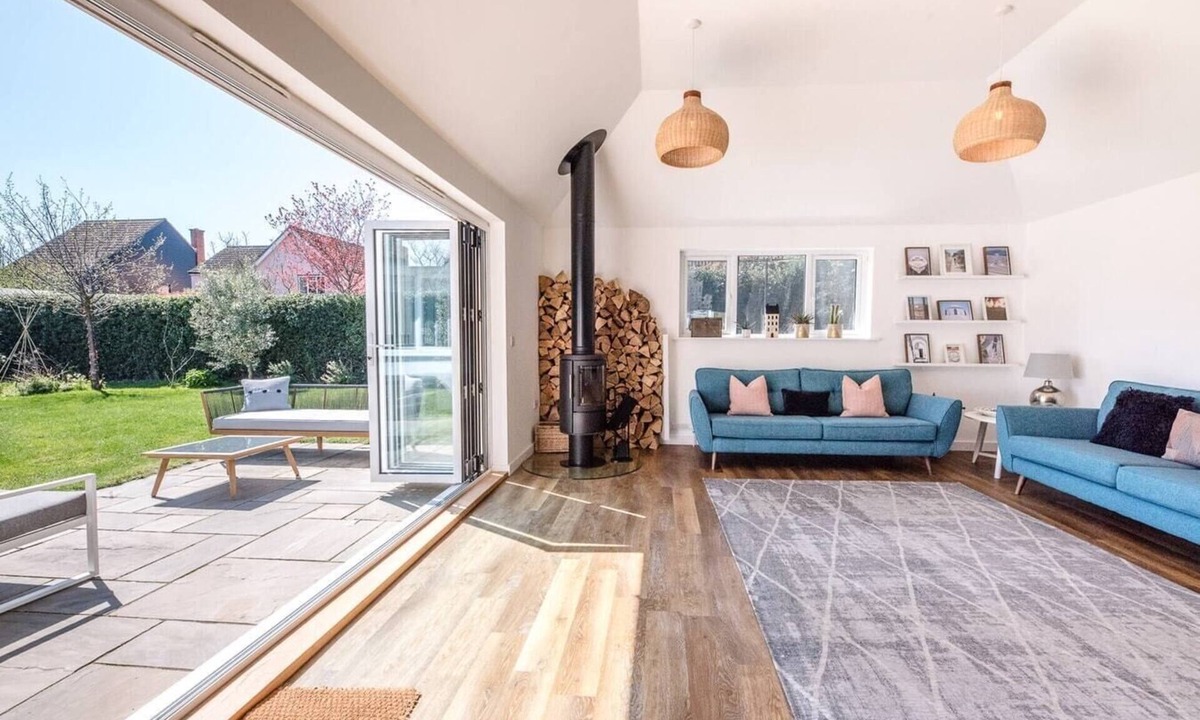 Westleton House | Springfield, Westleton