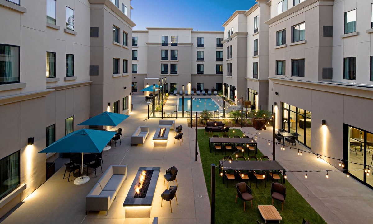 Valencia Hotel | SpringHill Suites by Marriott Valencia