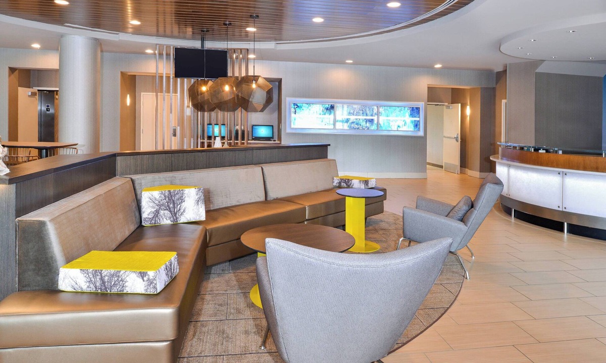Fairfax Hotel | SpringHill Suites by Marriott Fairfax Fair Oaks