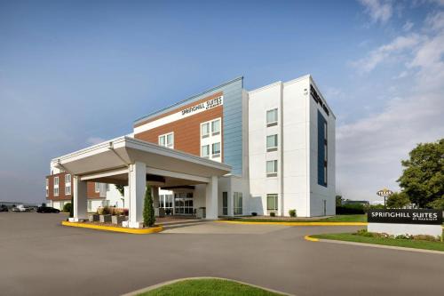 Wichita Hotel | SpringHill Suites by Marriott Wichita Airport