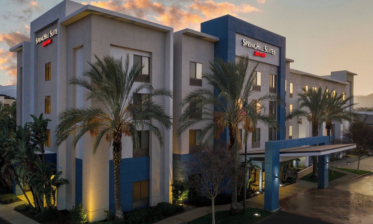 Corona Hotel | SpringHill Suites by Marriott Corona Riverside