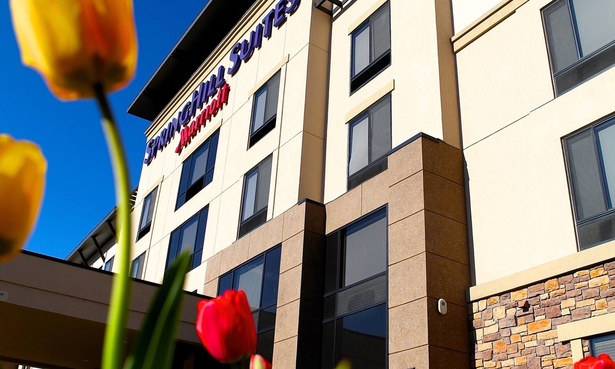 Logan Hotel | SpringHill Suites by Marriott Logan