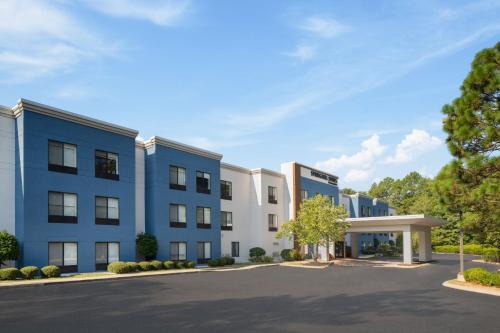 Pinehurst Hotel | SpringHill Suites Pinehurst Southern Pines