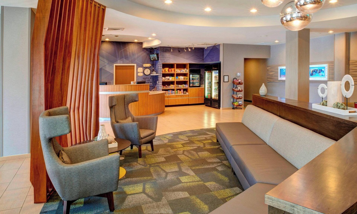 Brentwood Hotel | SpringHill Suites St. Louis Brentwood