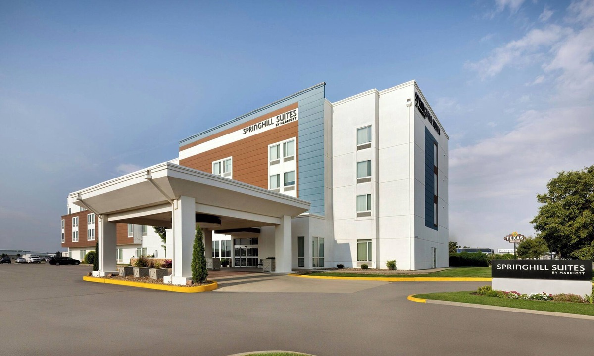 Wichita Hotel | Springhill Suites Wichita Airport
