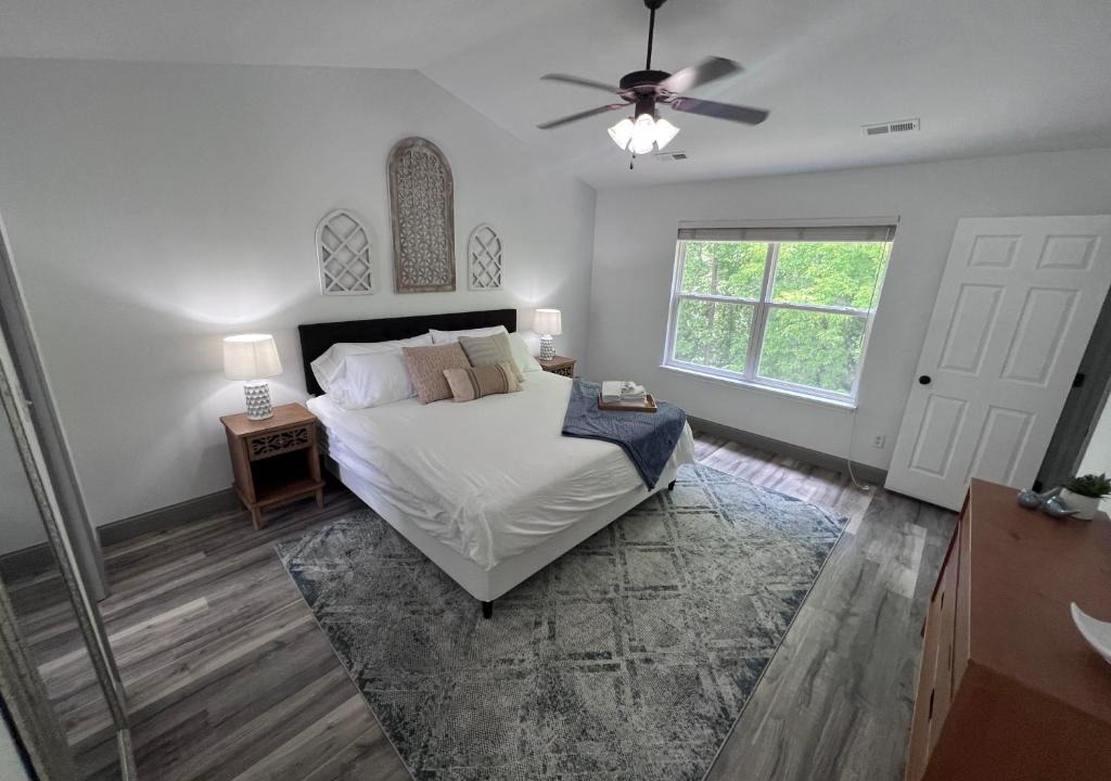 O'Fallon Apartment | Springhurst Serenity Fresh 4BR Getaway