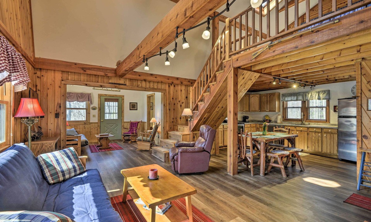 Springwater Cottage | Springwater Cabin Near Hiking, Lakes, & Vineyards