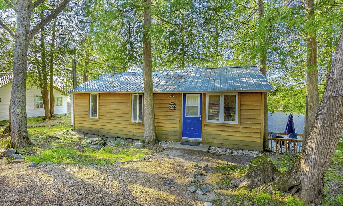 Arden Cottage | Springwood Cottage Resort - Cottage 9