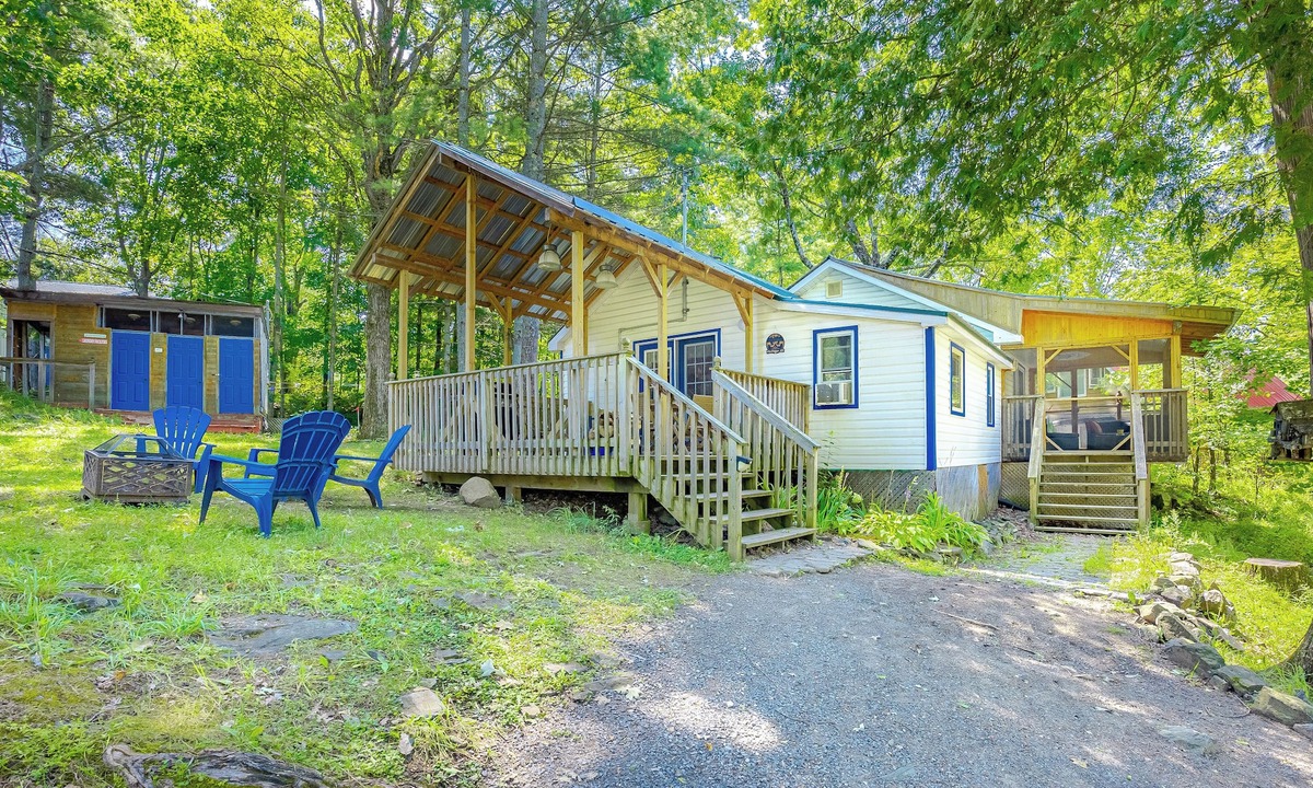 Arden Cottage | Springwood Cottage Resort - Cottage 12