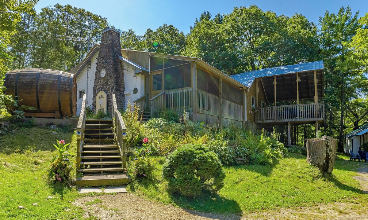 Arden Cottage | Springwood Cottage Resort - Main House