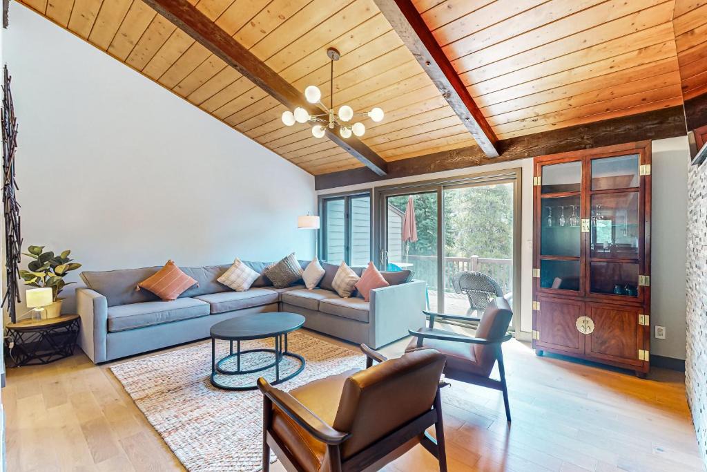 Vail House | Spruce Creekside