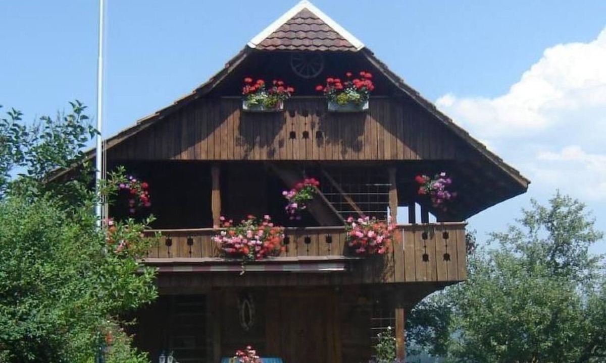 Signau House | Spycher Ronachhüttli by Interhome