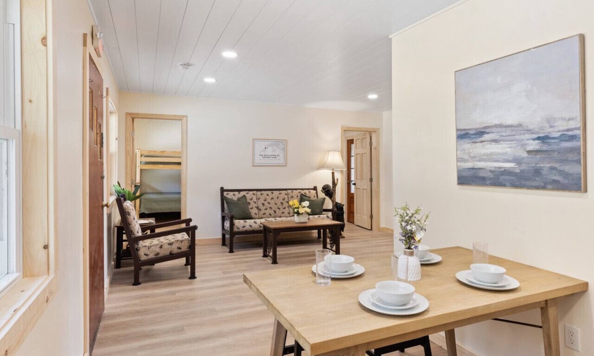 Holderness House | Squam Lake 3 bed 3 bath (Suite #7)