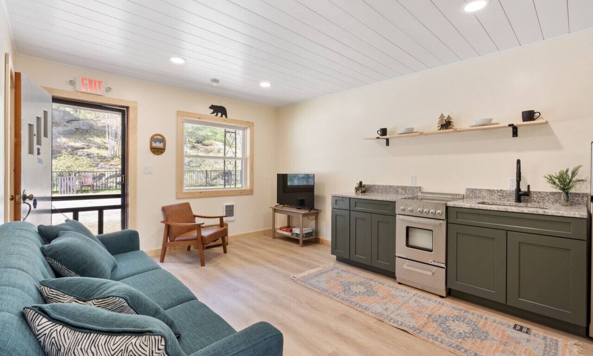 Holderness House | Squam Waterfront 2 bed 2 bath (Suite 3)