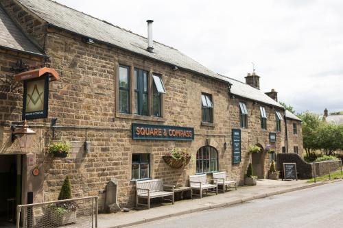 Darley Dale Hotel | Square & Compass