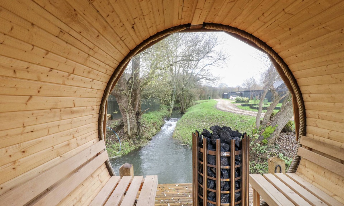 South Luffenham Cottage | Squirrel's Nest