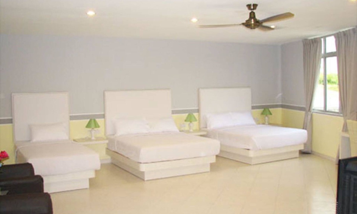 Simpang Renggam Hotel | SR Inn