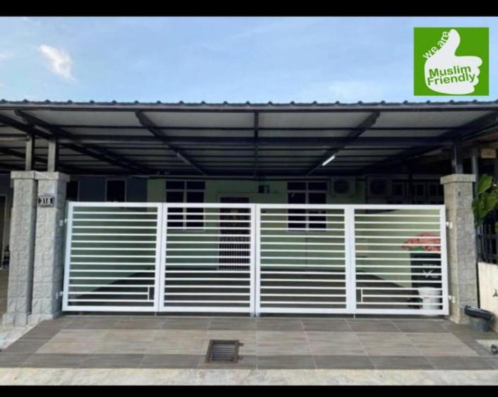 Jitra House | Sri Aman Homestay