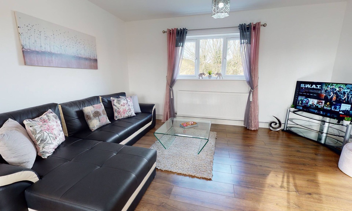 Peterborough Apartment | SRK Accommodation - Private Luxury Apartments with Parking