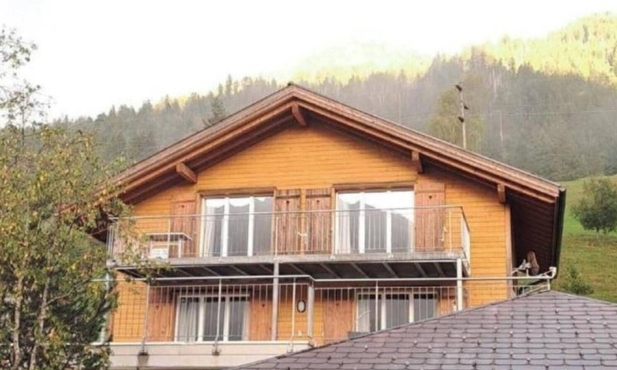 Fluehli Apartment | Stöckli auf dem Birkenhof mit Zusatzzimmer by Interhome