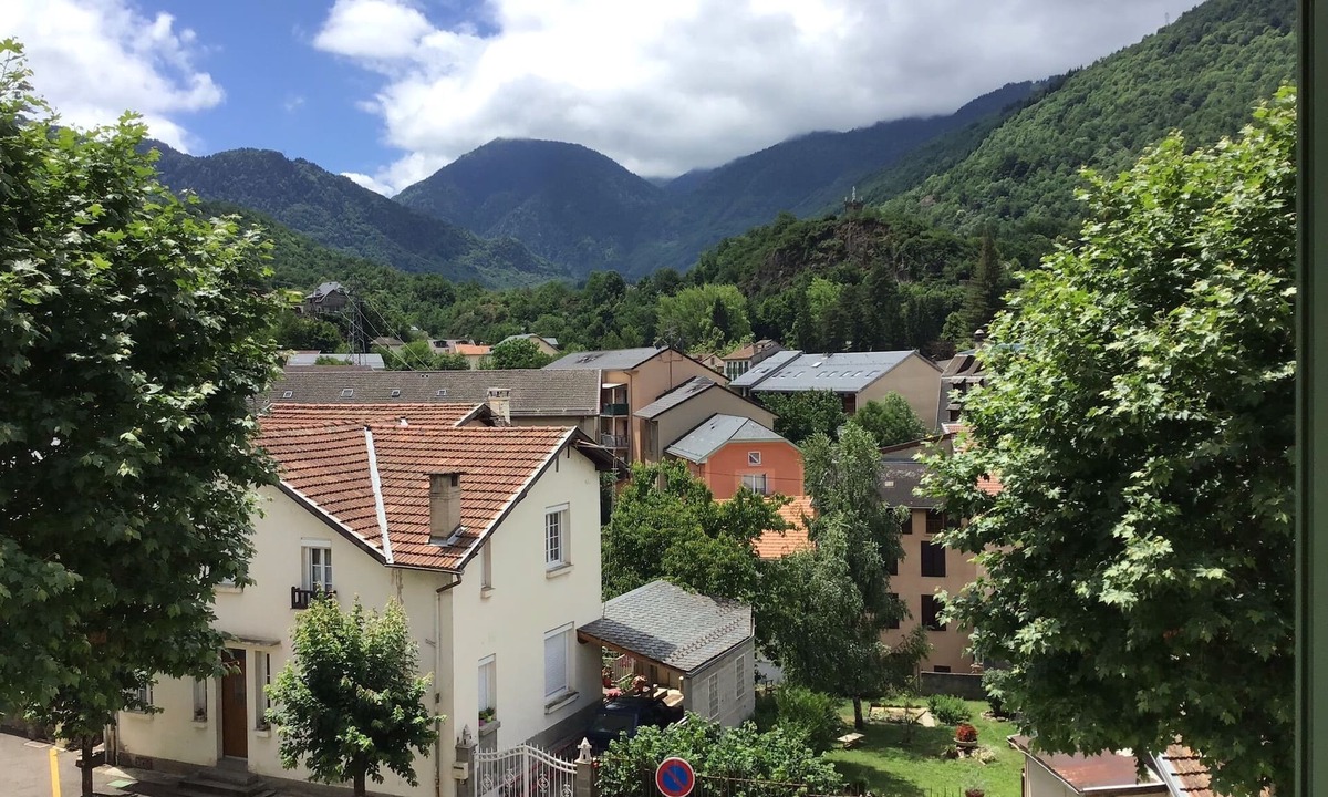 Ax-les-Thermes Apartment | St 3, 2/3 pers, well located in Ax les Thermes