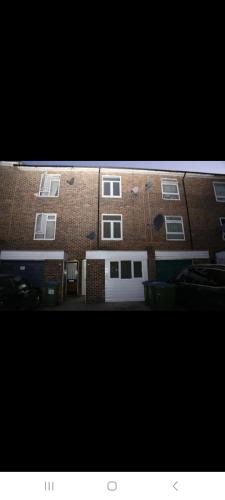 Woolwich Common House | St Anthony Budget Double Rooms
