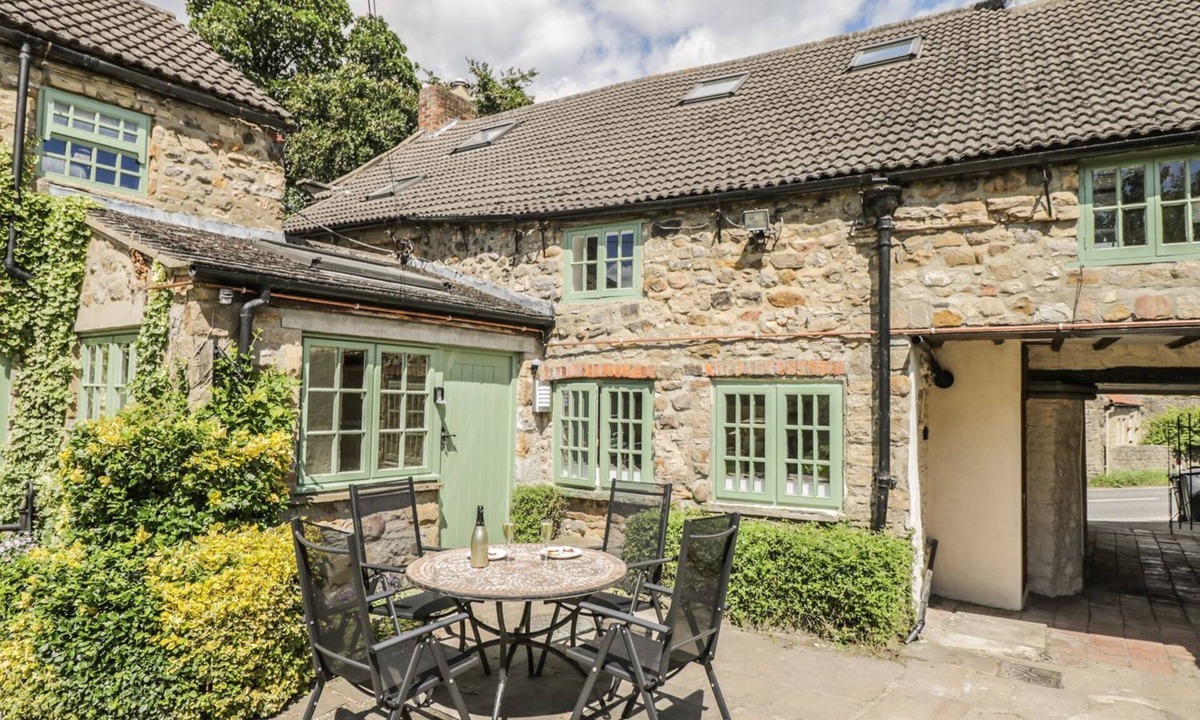 Bedale Cottage | St Edmunds House
