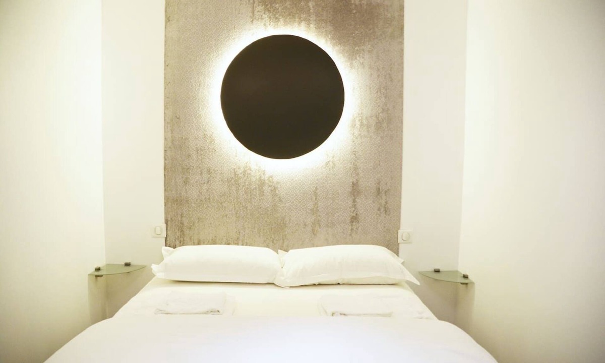 Quartier des Invalides Apartment | St-Germain – Eiffel – Louvre | Elegant & Charming