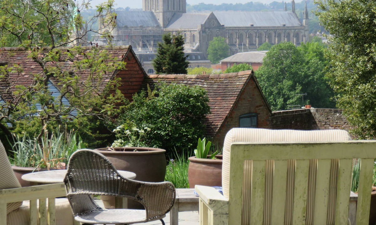 Winchester Bed & Breakfast | St John's Croft