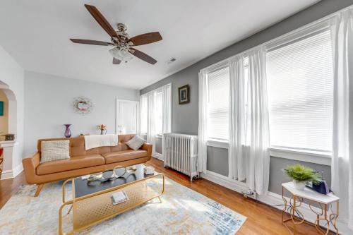 Beverly Hills Apartment | St Louis Vacation Rental ~ 10 Mi to Downtown!