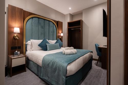 Earl's Court Hotel | St Mark's - Merit Hotels