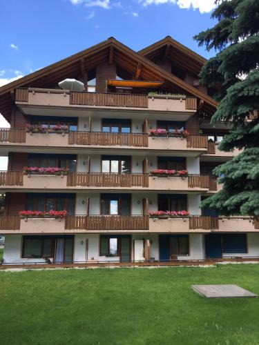 Taesch Apartment | St Martin Apartments