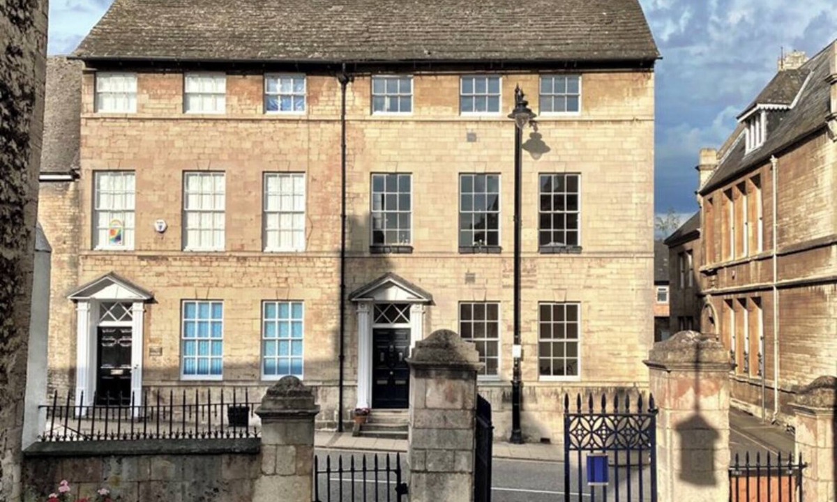 Stamford Apartment | St Martins Apartment