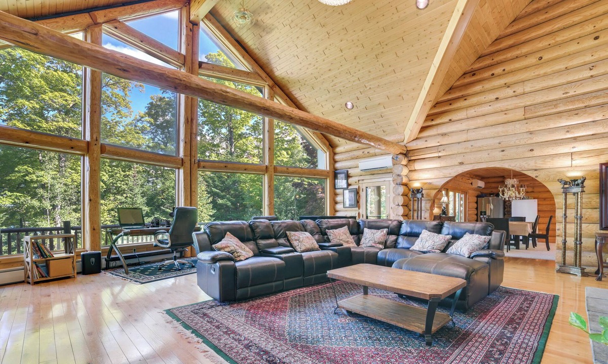Barbeau Cabin | St Marys River Views: Cabin w/Wraparound Deck!