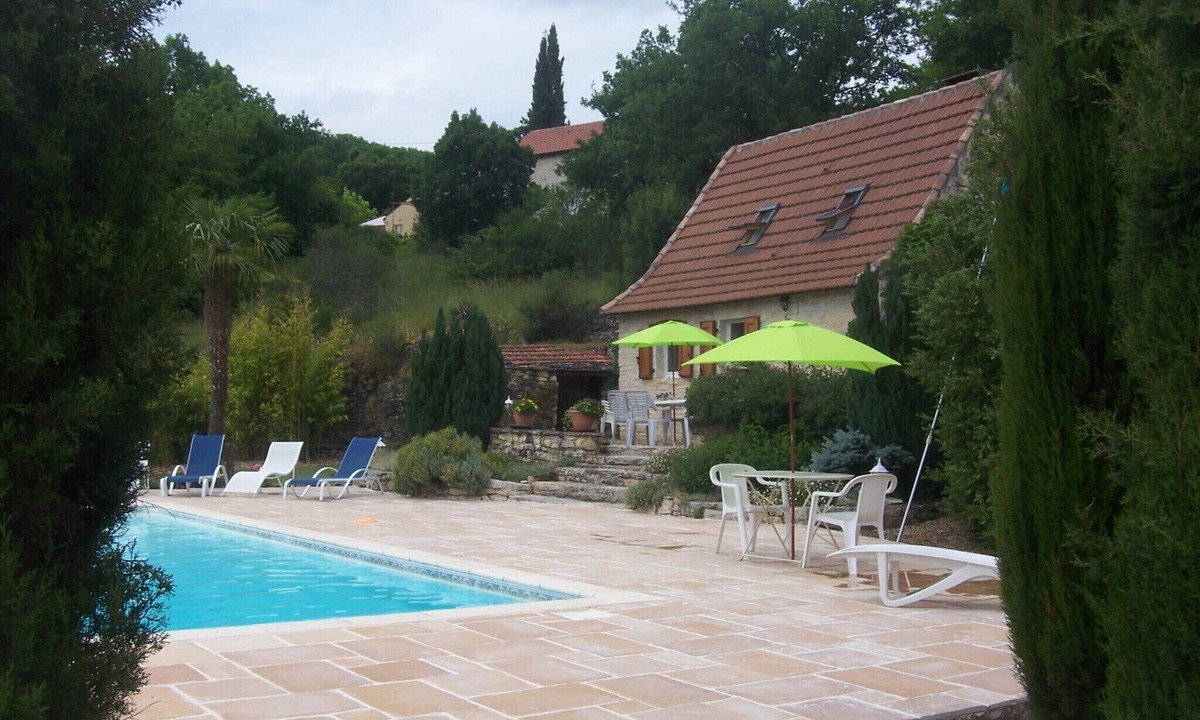 Saint-Medard House | ST MEDARD TYPICAL HOUSE LOT WITH POOL