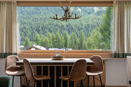Sankt Moritz-Bad Apartment | St Moritz Center Panoramic Alpin Stay