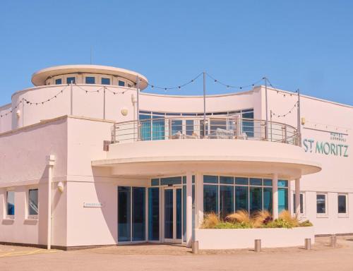 Trebetherick Villa | St Moritz Hotel Houses