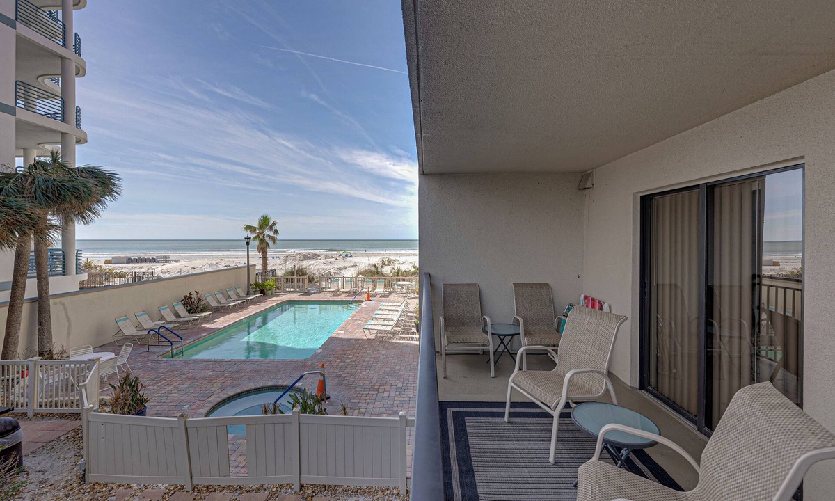 Belle Vista Condo | St Pete Beach Escape | Private Beach Access