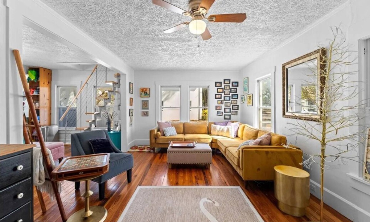 St. Petersburg House | St Pete Oasis w/Private Pool + Stunning Loft - Pet Friendly - Near Beach