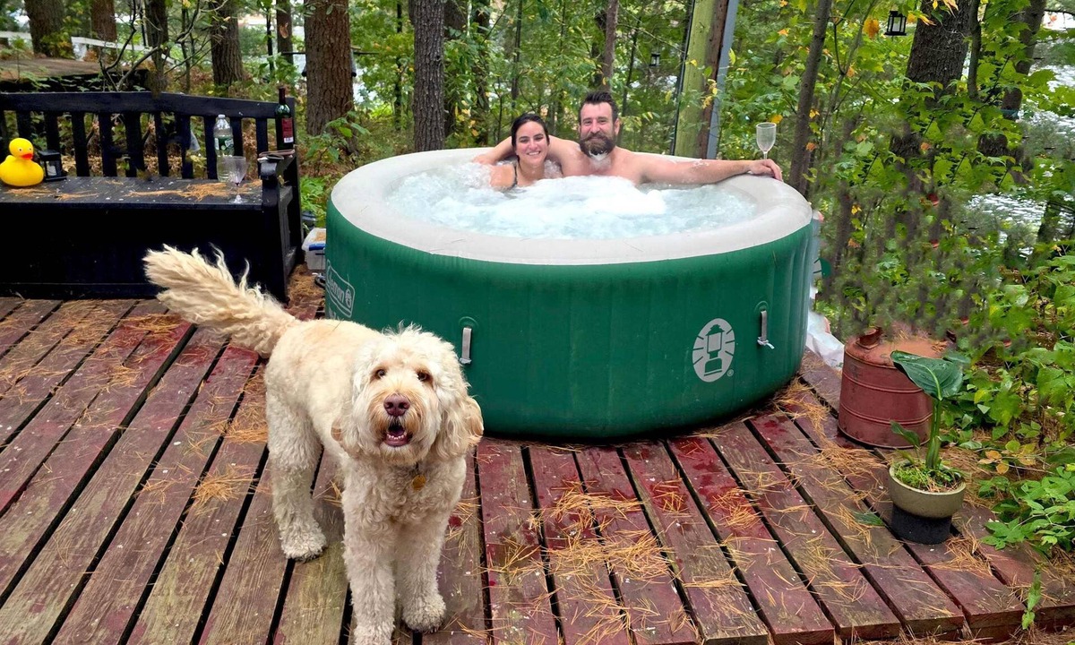 Brantingham Apartment | Stabbin Cabin 2 on Grant Island-hottub Boat Pets