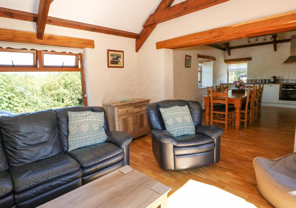 Efailwen House | Stable Cottage