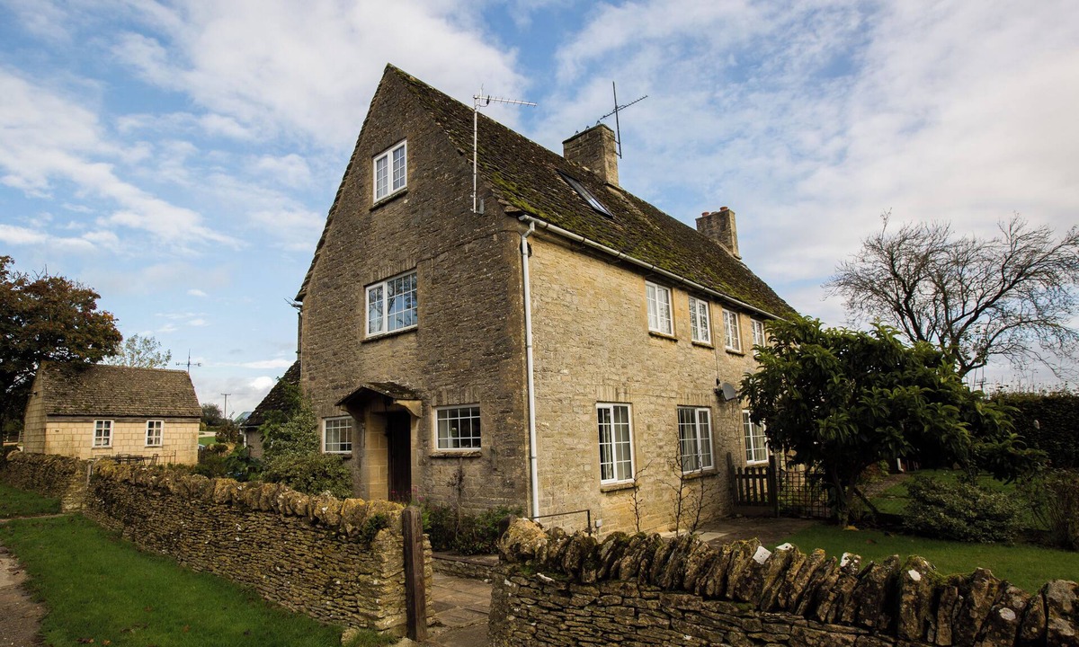 Lechlade Cottage | Stable Cottage